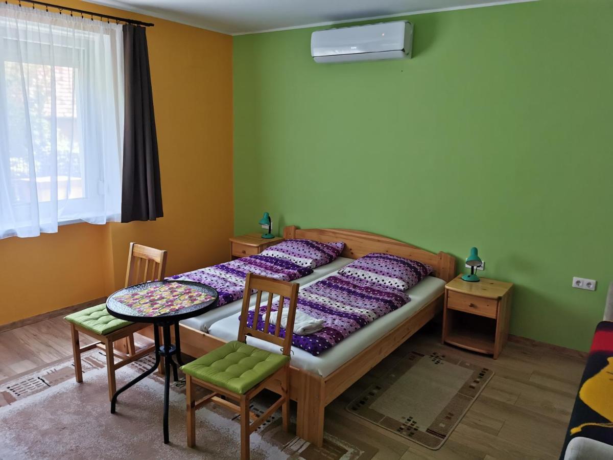 Glázer-Szálló Tapolca Exterior foto