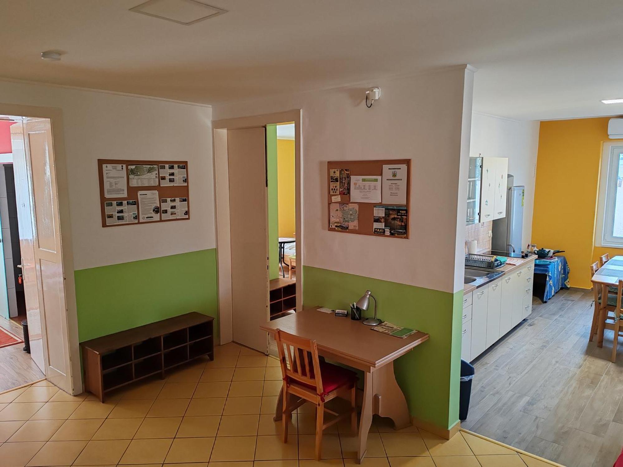 Glázer-Szálló Tapolca Exterior foto